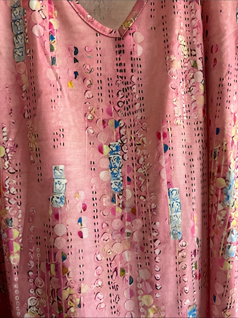 Pink Printed V-Neck Tank Top - Picture 3 of 6